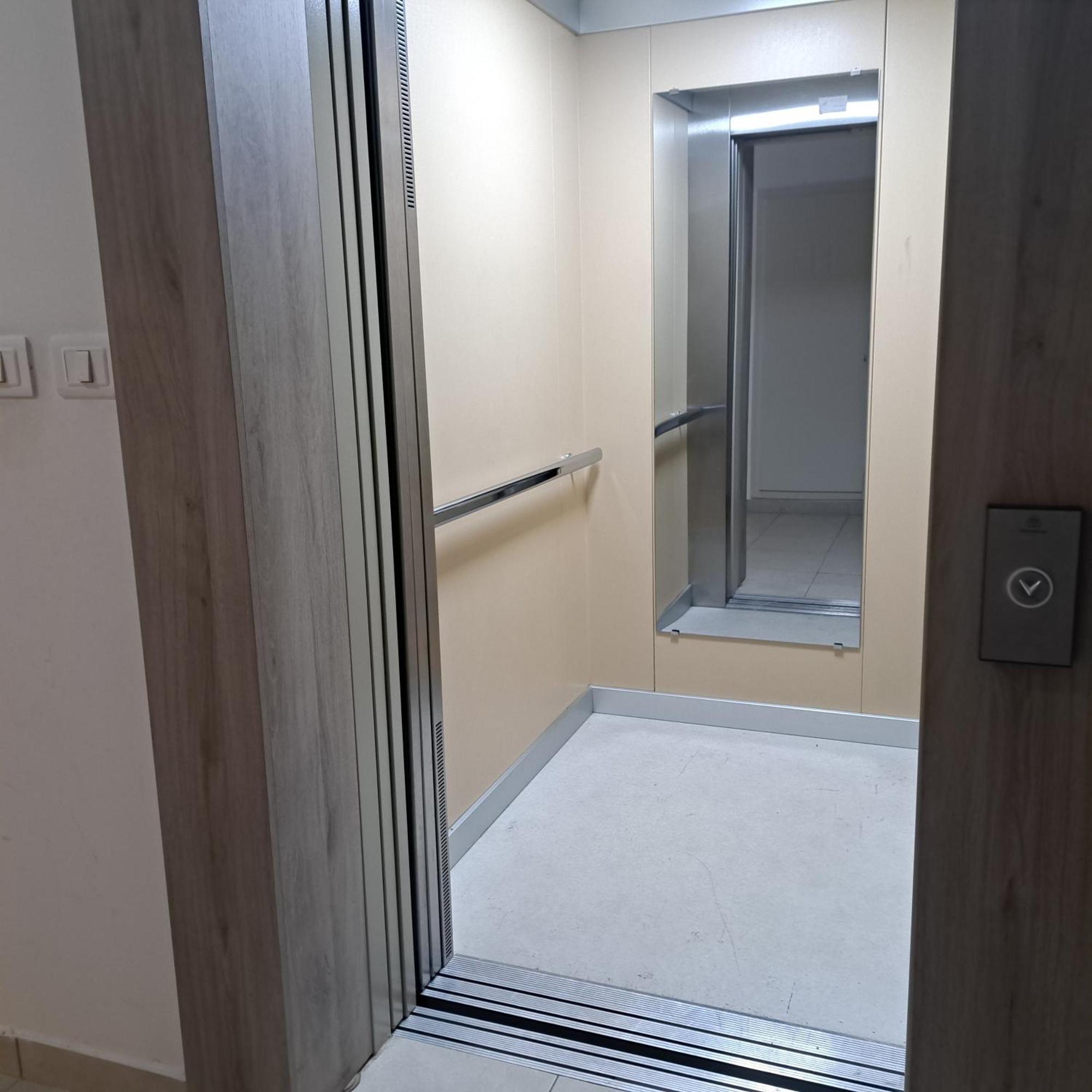 Marina City Key Luxury Studio Podgorica Kültér fotó